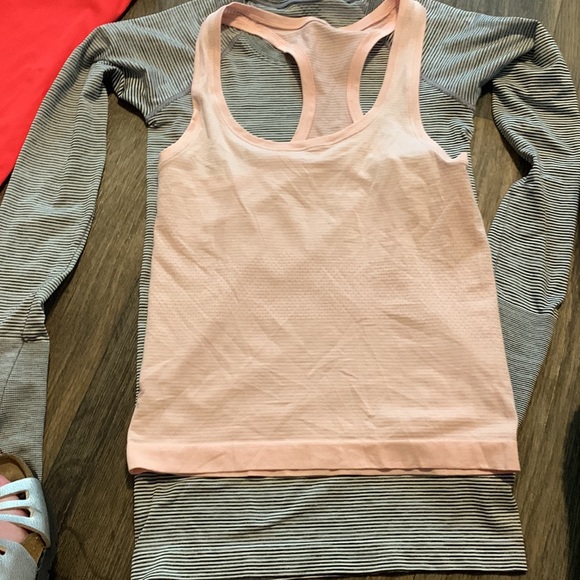 Lululemon Swiftly Technology Razorback Crop, Pretty Pink, Silverscent xstatic - Picture 12 of 12